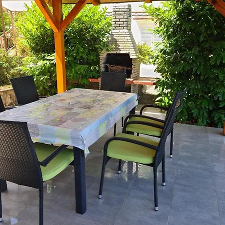 Apartment Ivana *