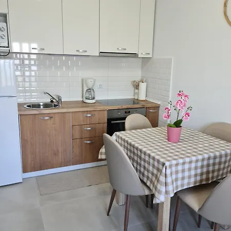 Apartment Ivana Okrug Gornji
