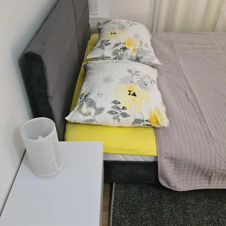 Ivana Apartment Okrug Gornji